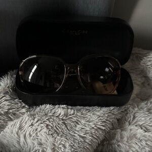 Coach Oversized Brown Gradient Women's Sunglasses
